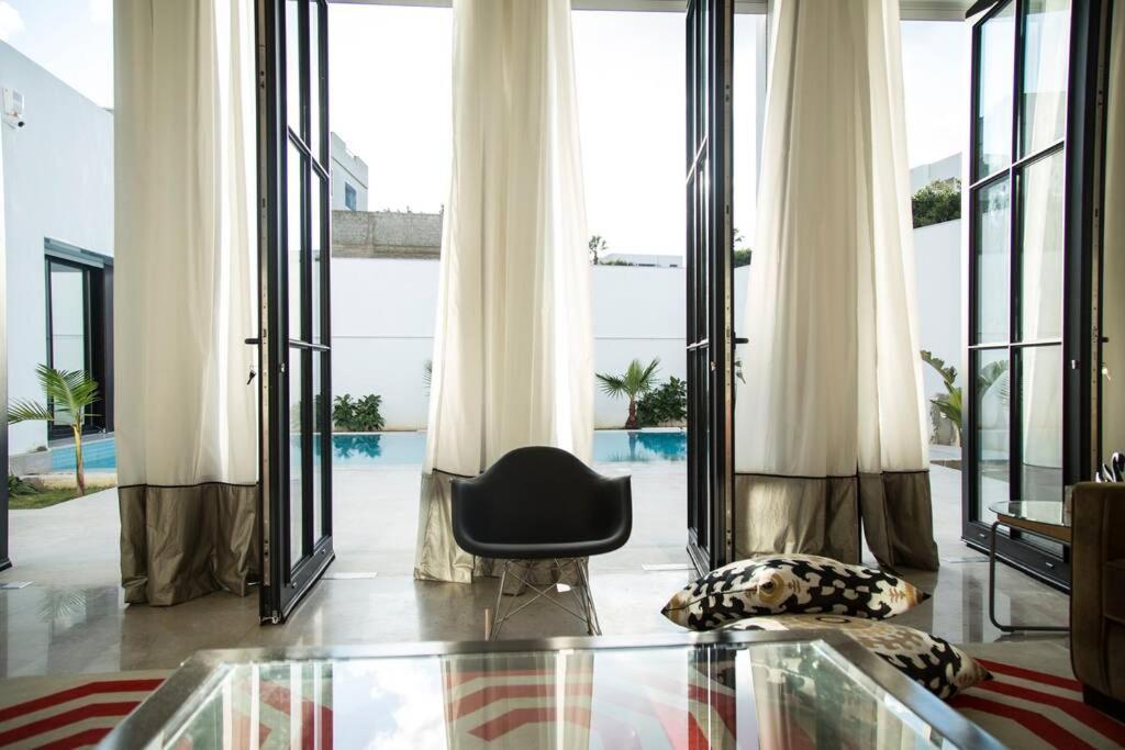 Les Verrieres De Gammarth: Moderne +piscine
