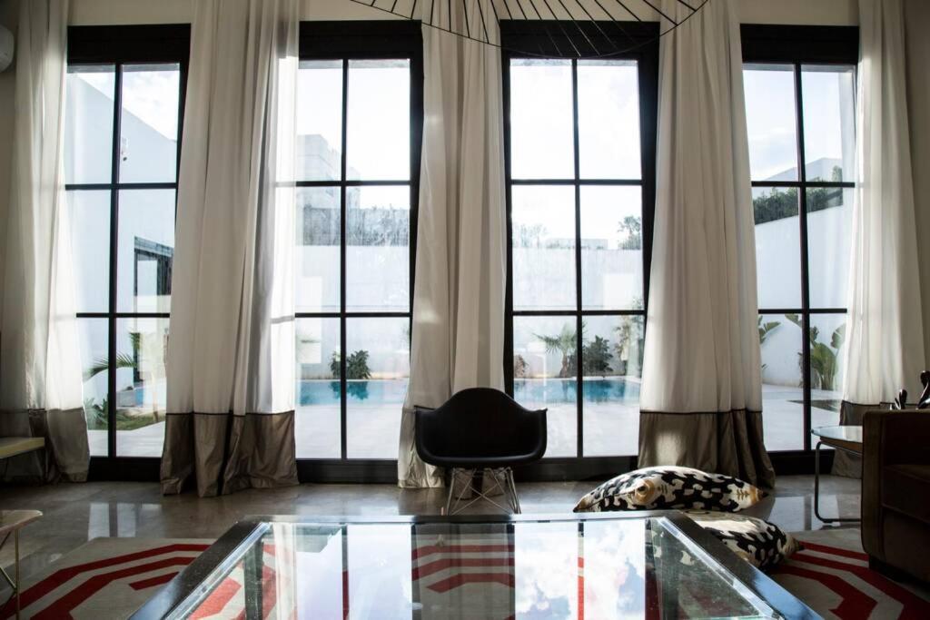 Les Verrieres De Gammarth: Moderne +piscine Villa Tunis